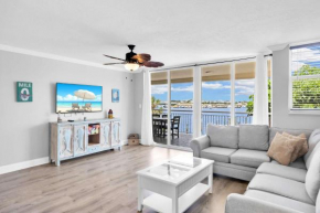 Eleuthera - 2x2 Fully Updated Old Town Waterfront Corner Condo